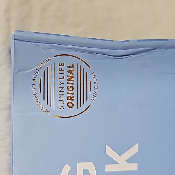 Sunnylife Floating Blue Hammock 45.5" x 28" - Picture 4 of 6